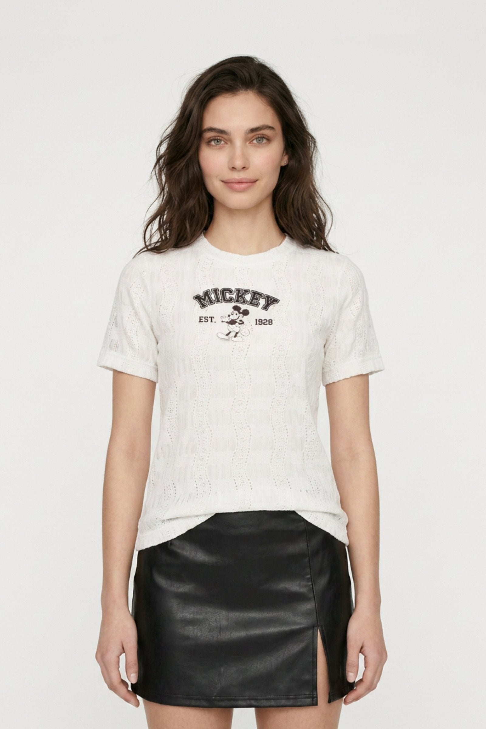 Blusa de dama mickey cuello redondo imagen 2
