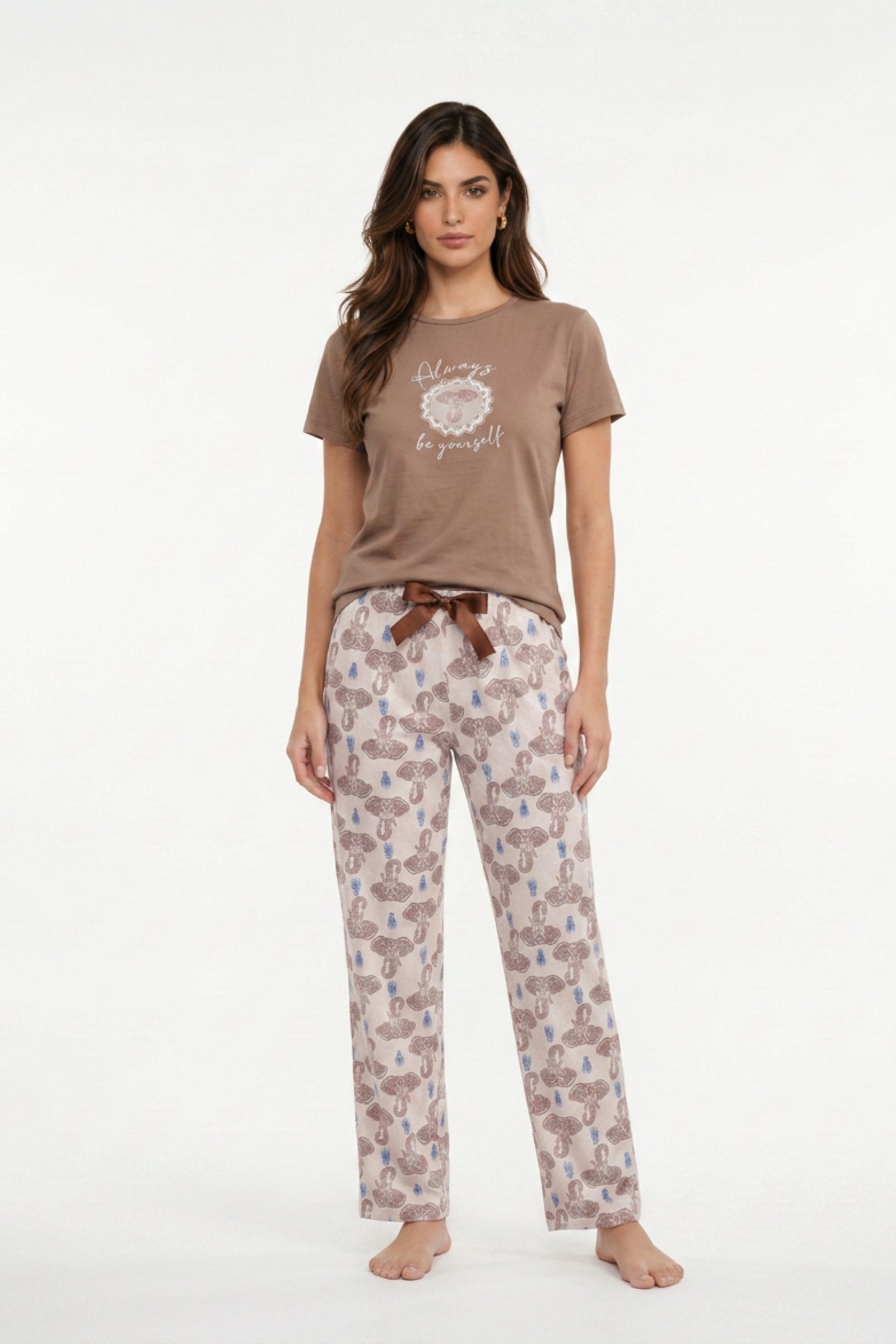 Pijama de dama estampada imagen 2