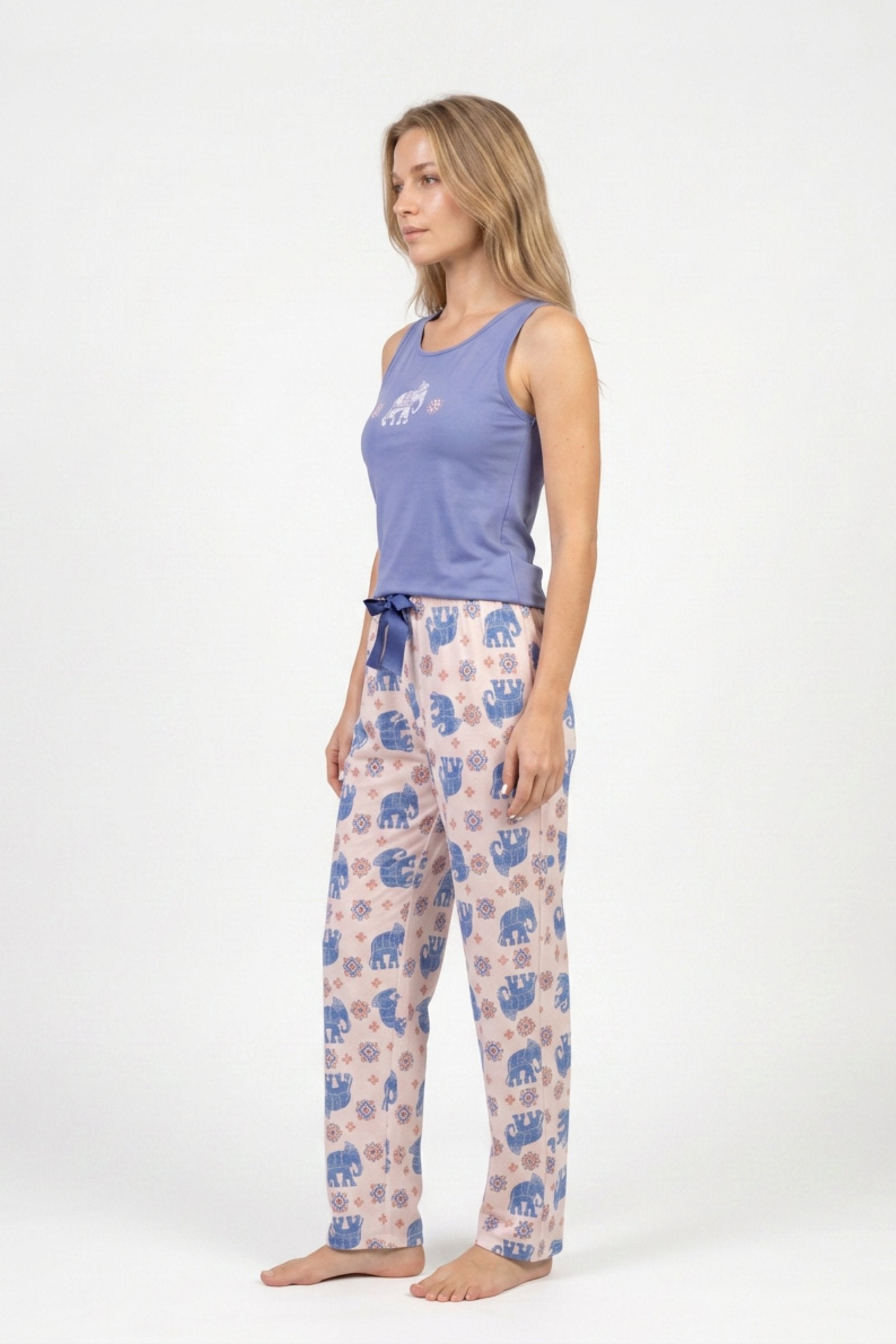 Pijama de dama estampada imagen 3