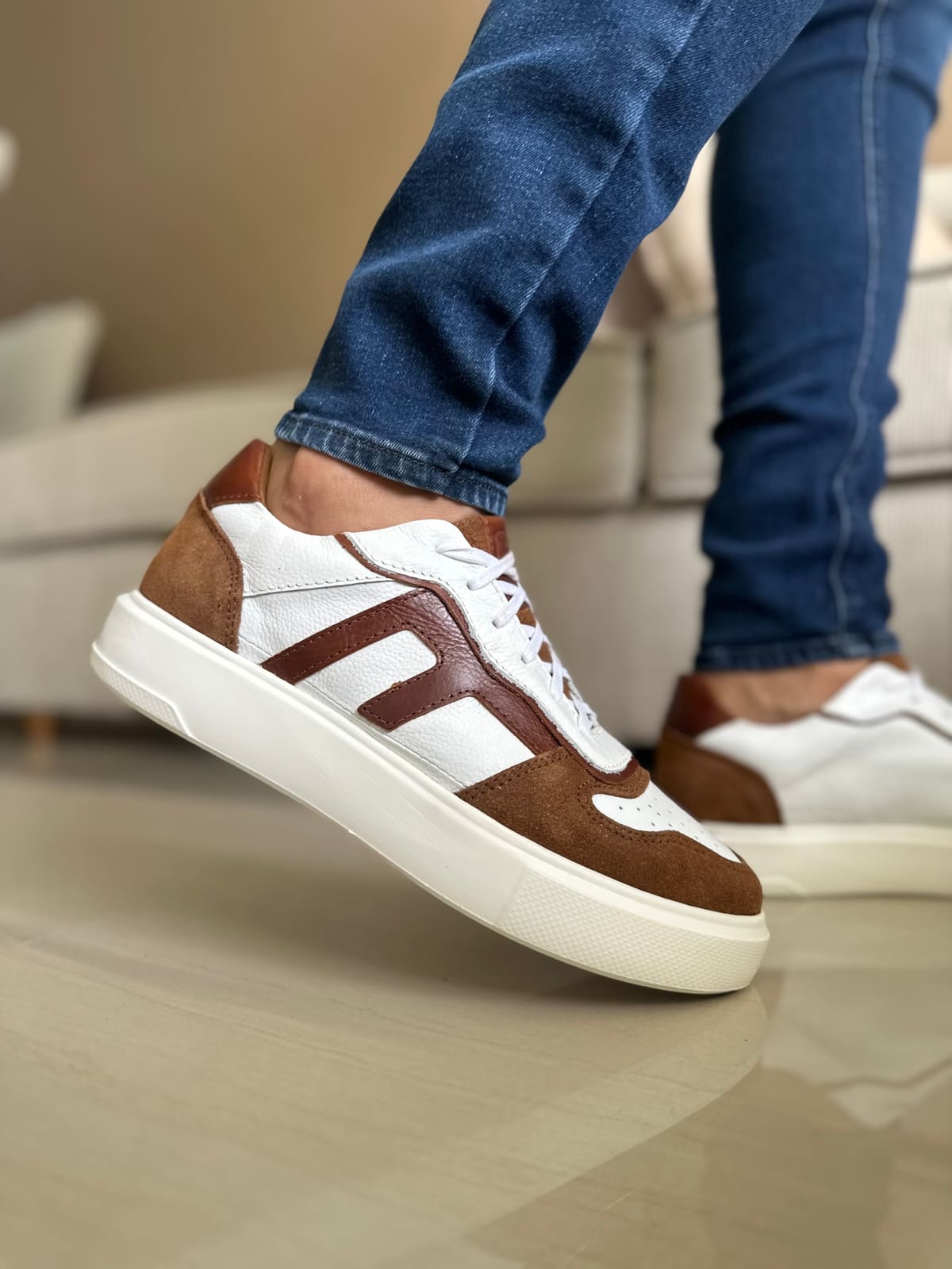 SNEAKER MOJABI - EN CUERO - PARA HOMBRE - REF: 616 imagen 2