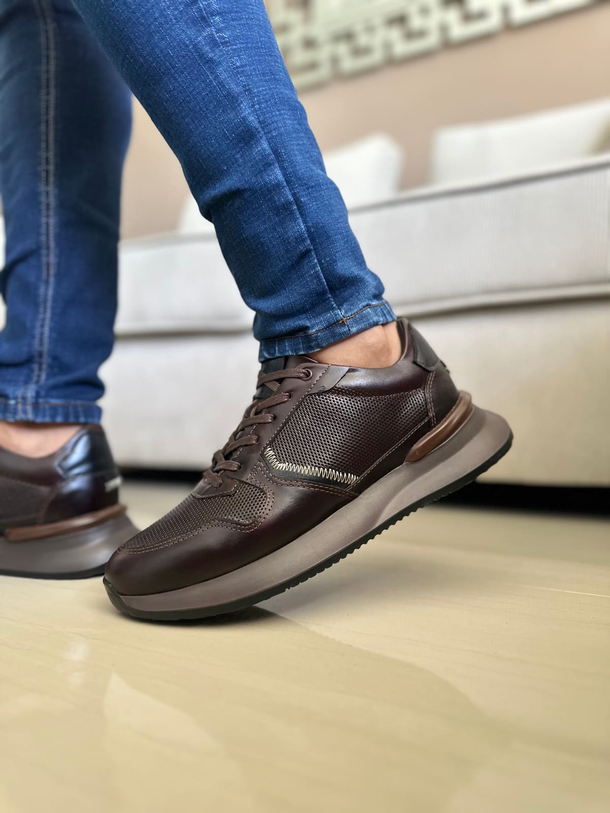 SNEAKER POLTER - EN CUERO - PARA HOMBRE - REF: T-06 imagen 4