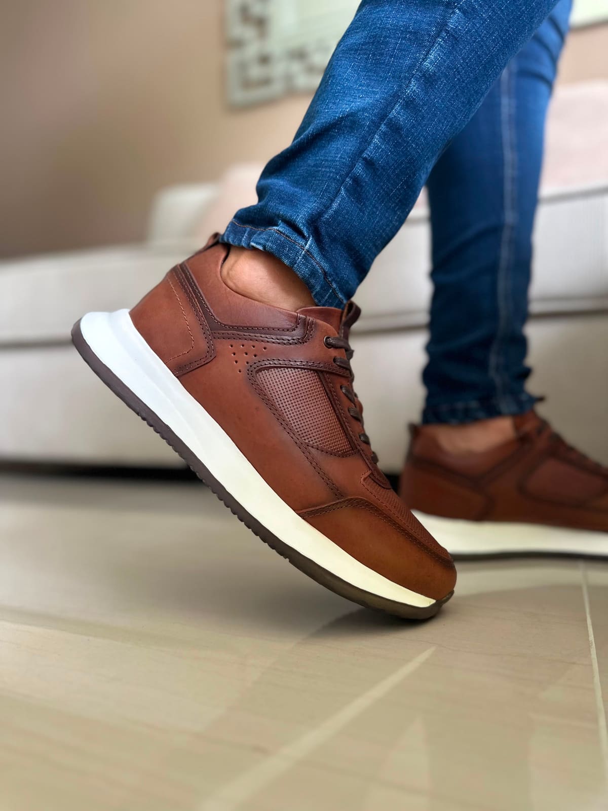 SNEAKERS PIT -CUERO VACUNO REF: T10 imagen 4