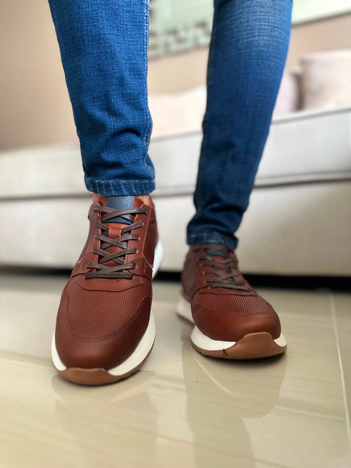 SNEAKER POLTER - EN CUERO - PARA HOMBRE - REF: T-06 imagen 3