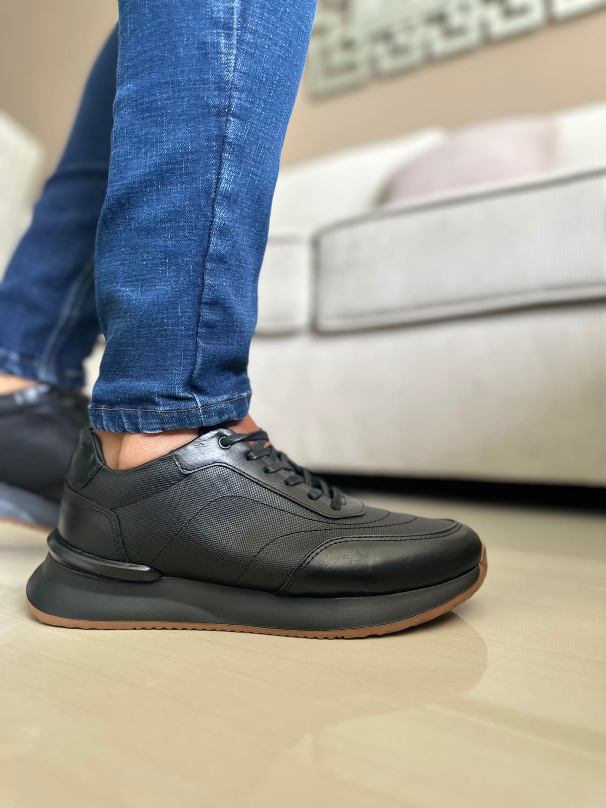 SNEAKERS NACAR-CUERO NEGRO REF:T-007 imagen 3