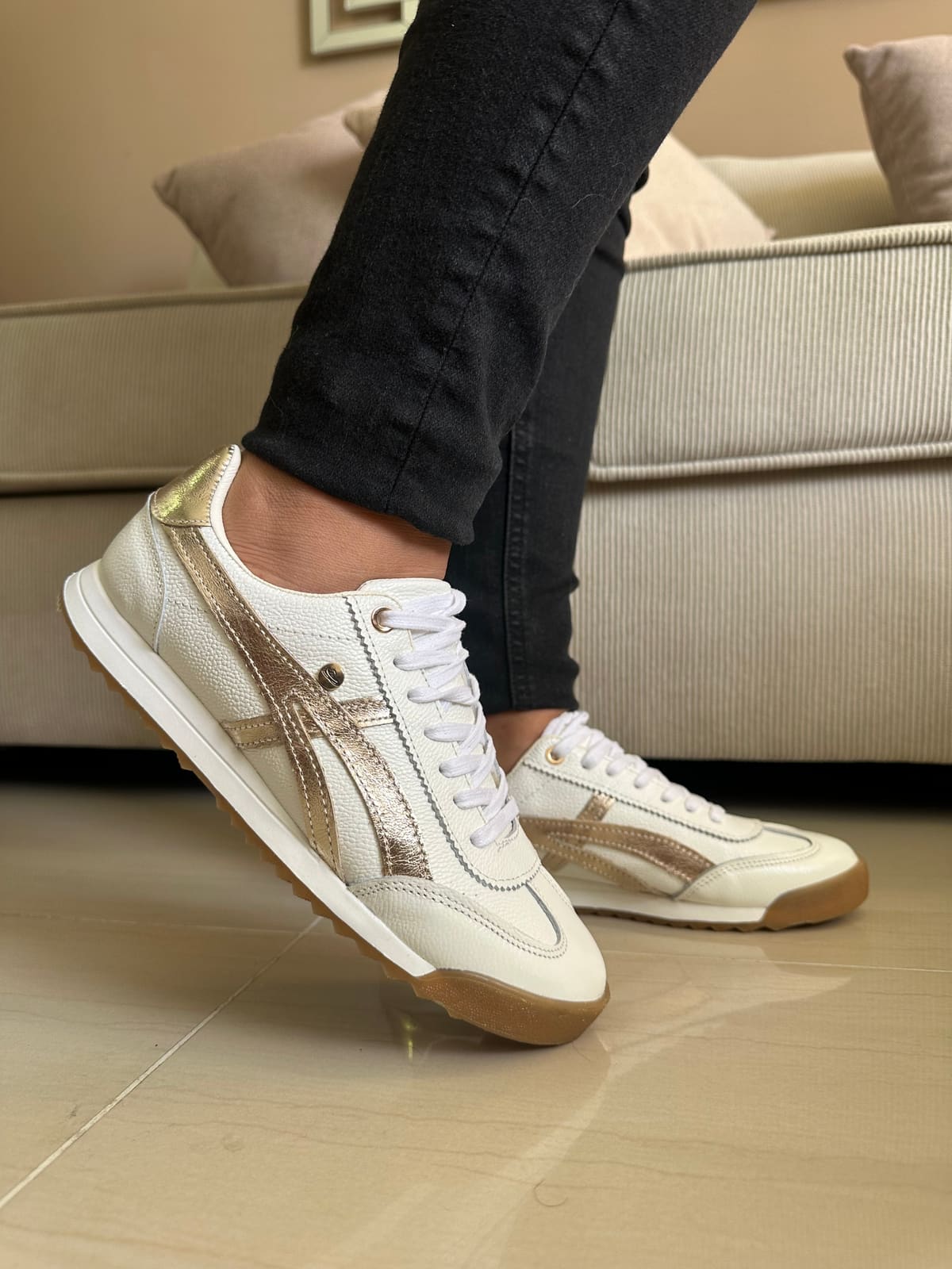 SNEAKER CHIKA - EN CUERO - PARA DAMA - REF: TIGER TALCO imagen 2