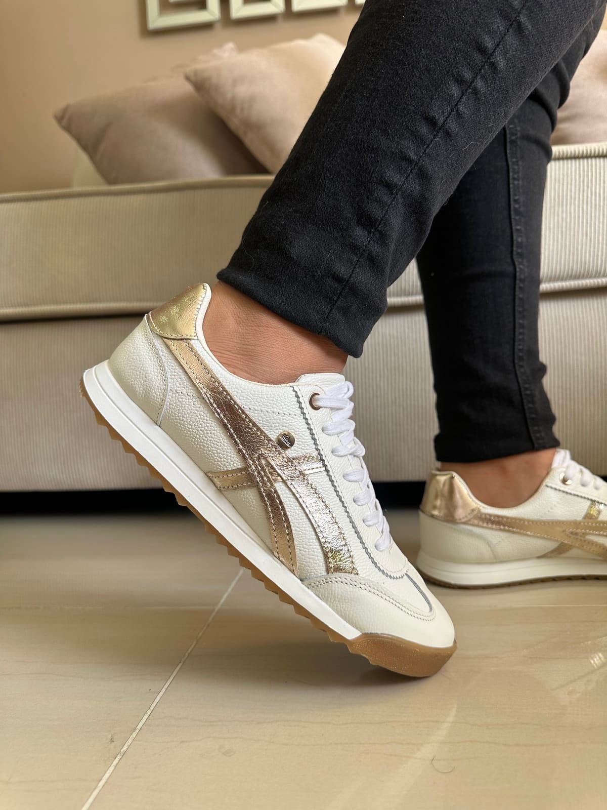 SNEAKER CHIKA - EN CUERO - PARA DAMA - REF: TIGER TALCO imagen 3