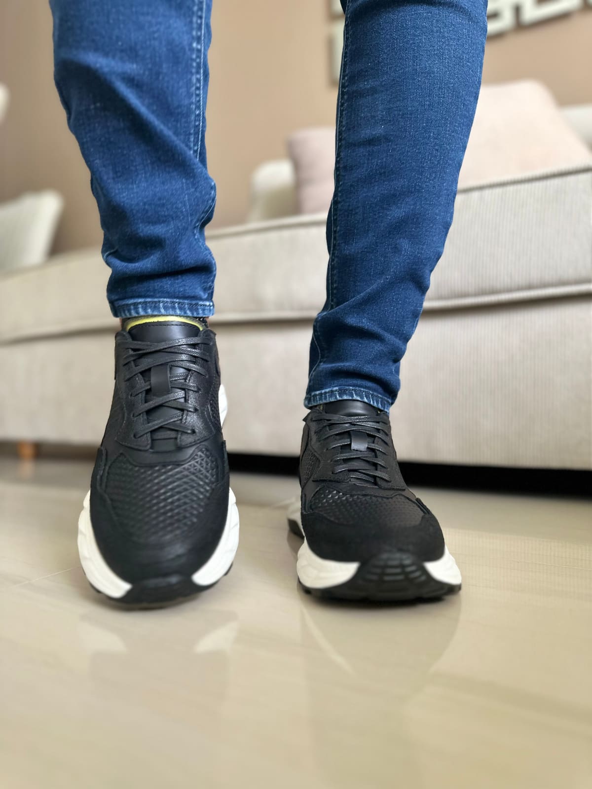 SNEAKERS CRIL- CUERO VACUNO NEGRO-REF TINJACA imagen 4