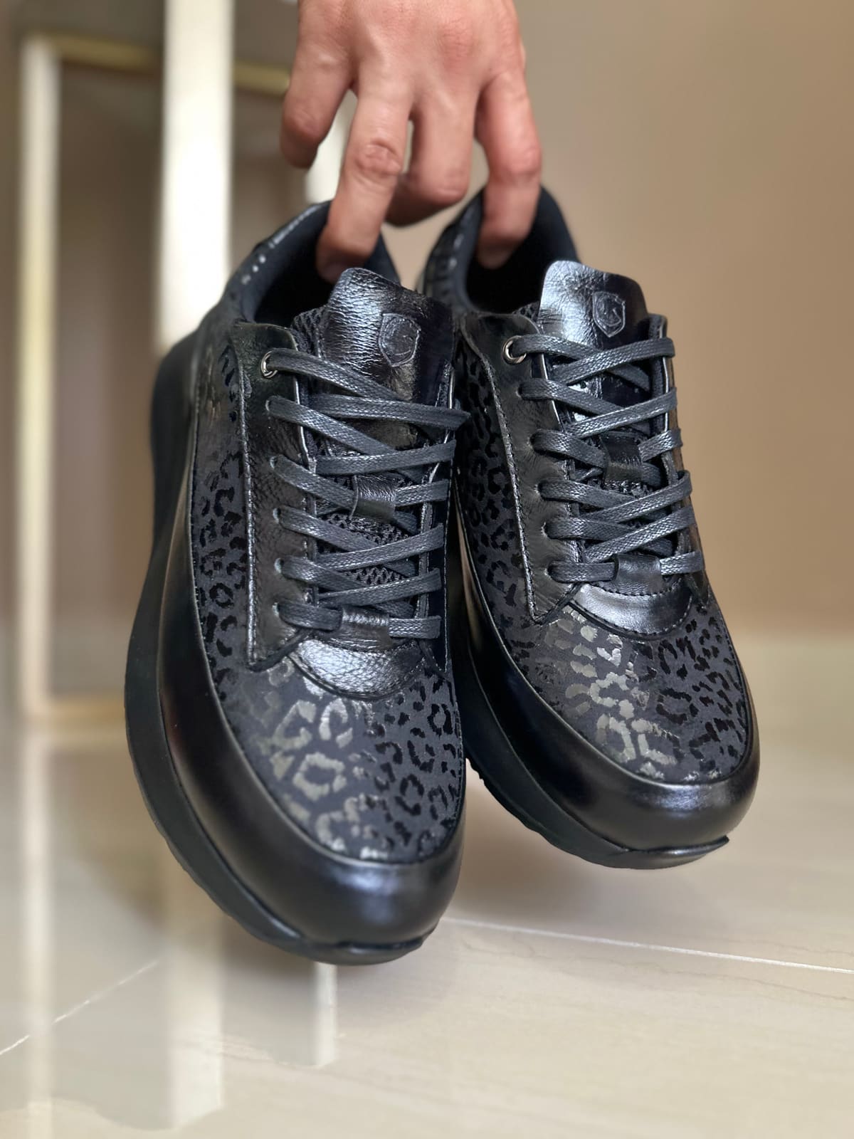 SNEAKER FIRE - EN CUERO - PARA HOMBRE - REF: 2170 imagen 2