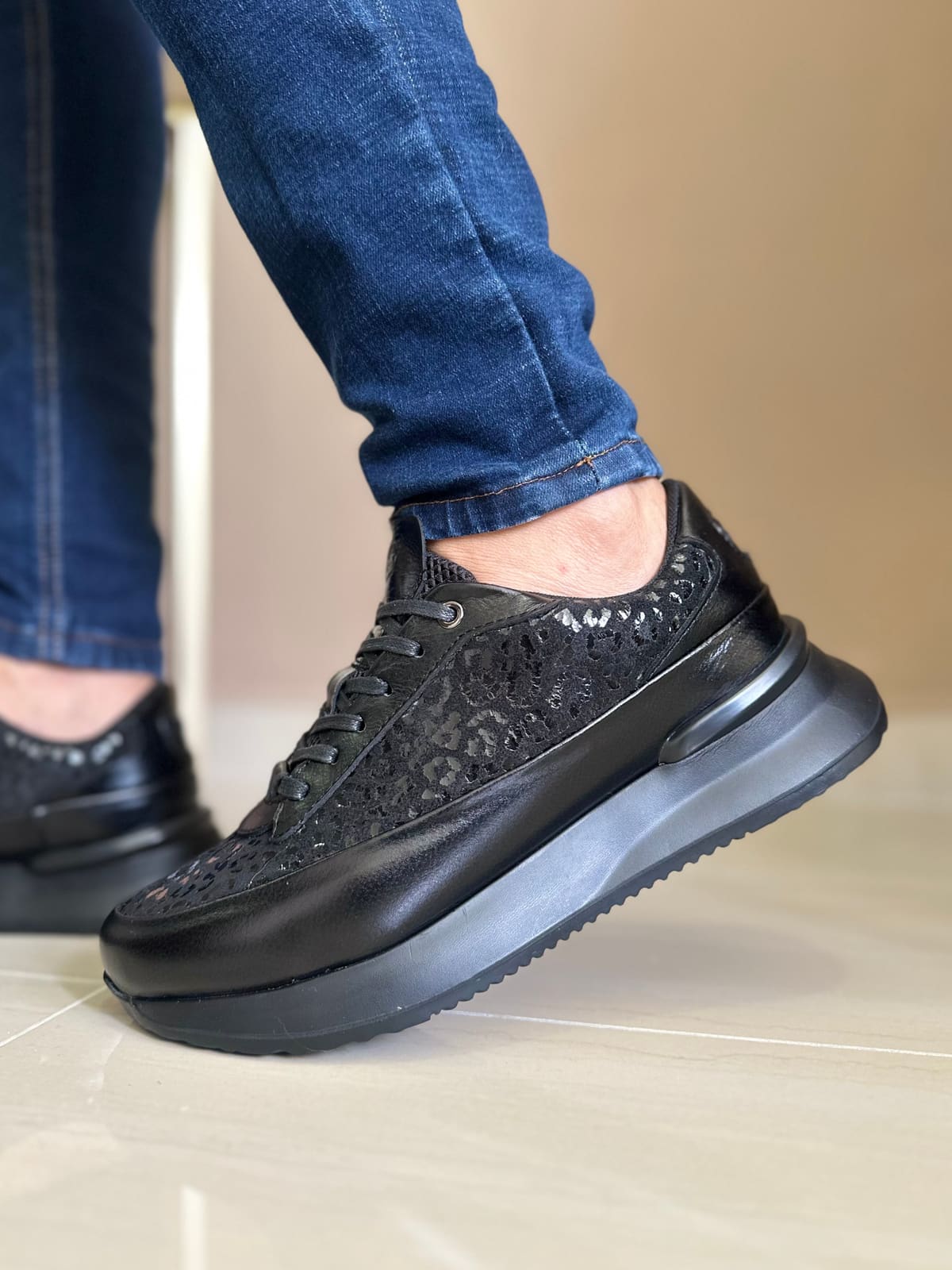 SNEAKER FIRE - EN CUERO - PARA HOMBRE - REF: 2170 imagen 3