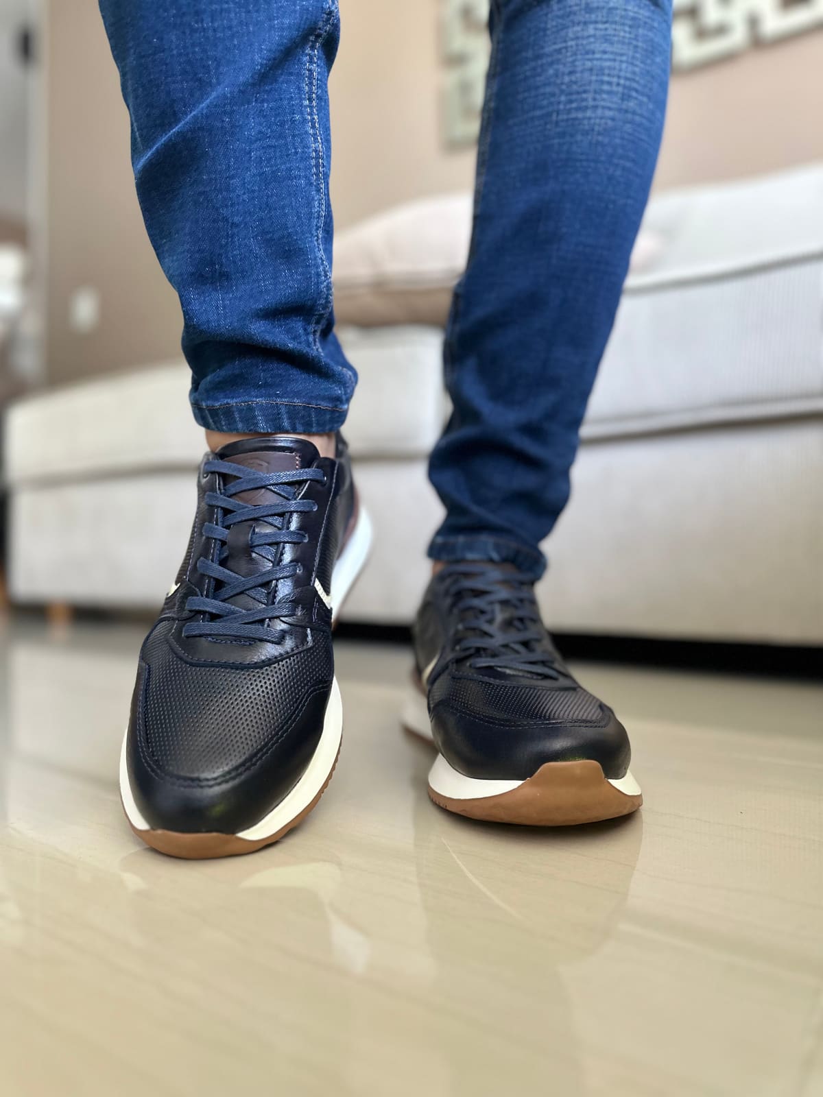 SNEAKER POLTER - EN CUERO - PARA HOMBRE - REF: T-06 imagen 3