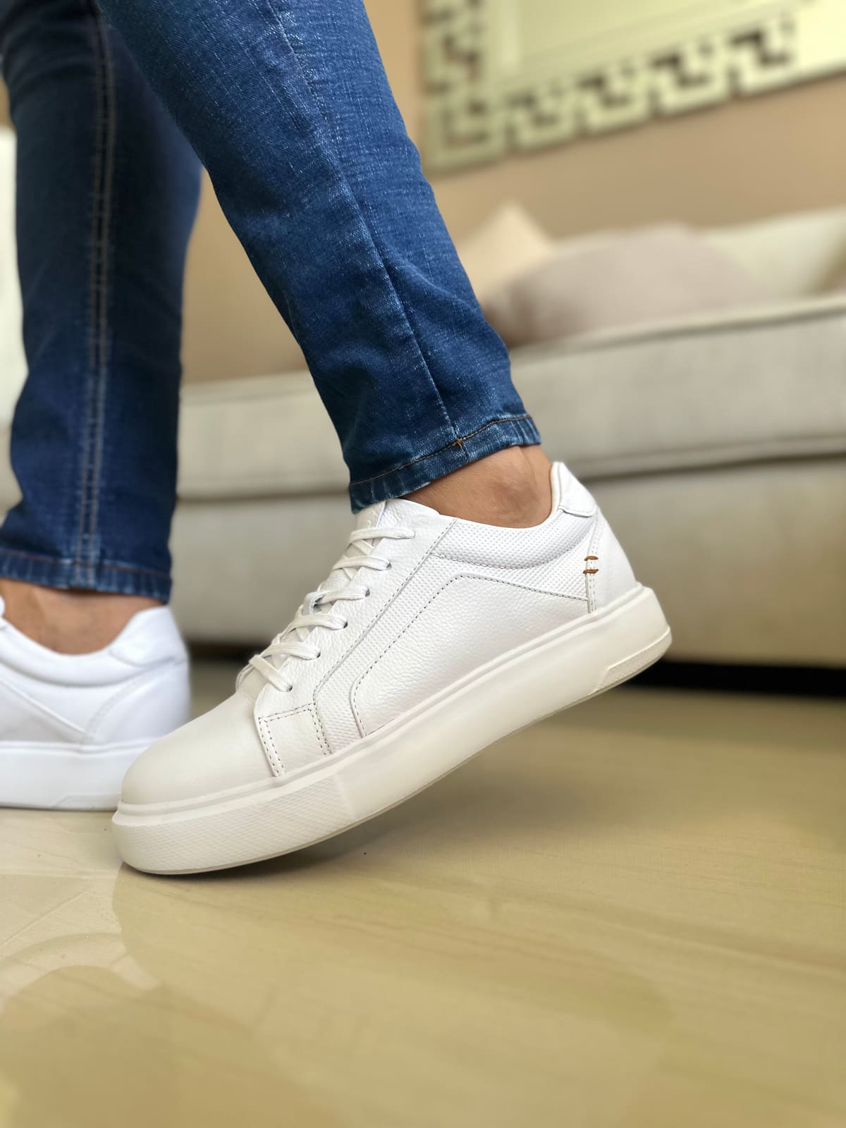 SNEAKERS EN CUERO VACUNO COLOR BLANCO -REF:533 imagen 2