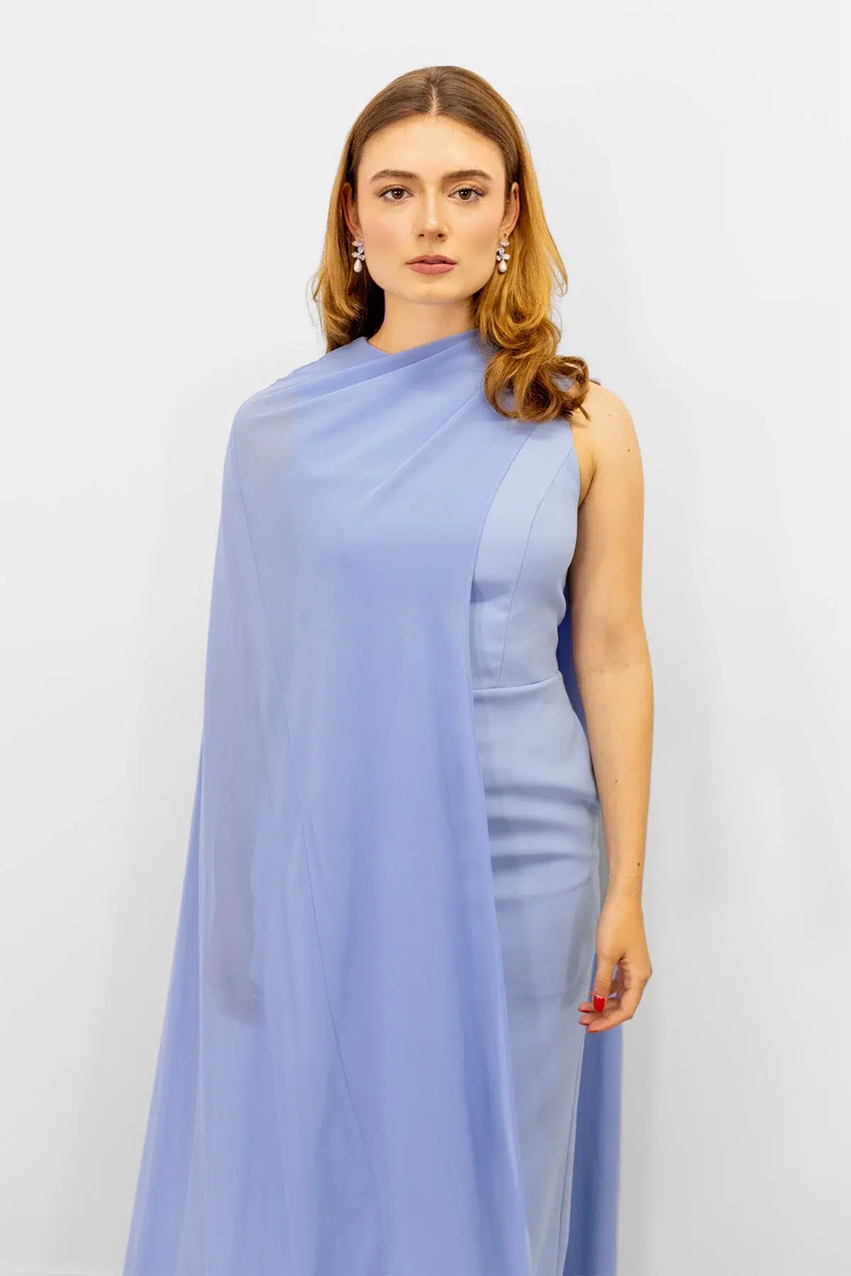 Vestido Largo con Capa Larga Celeste imagen 5
