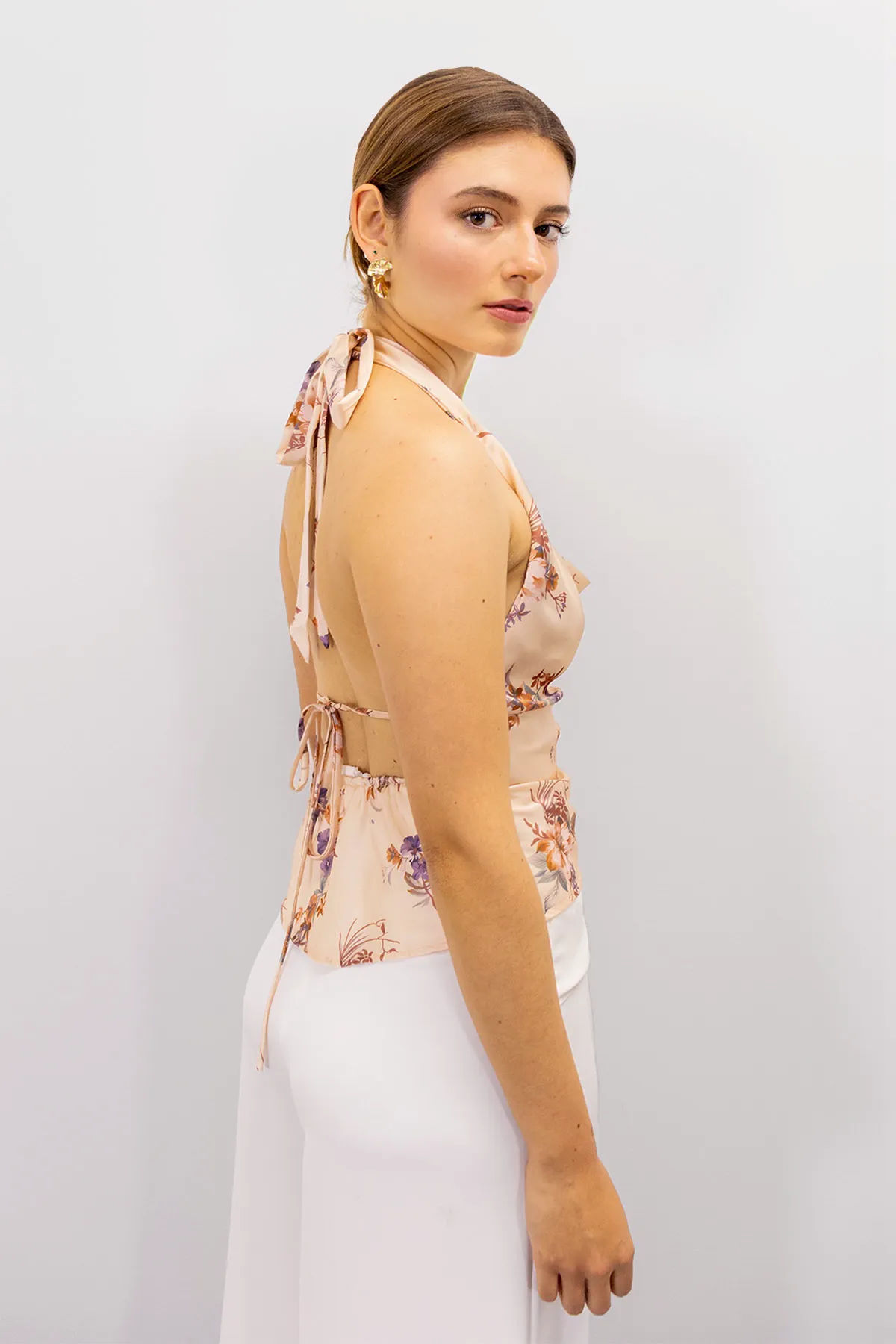 Blusa Escote Drapeado Halter Flores imagen 3