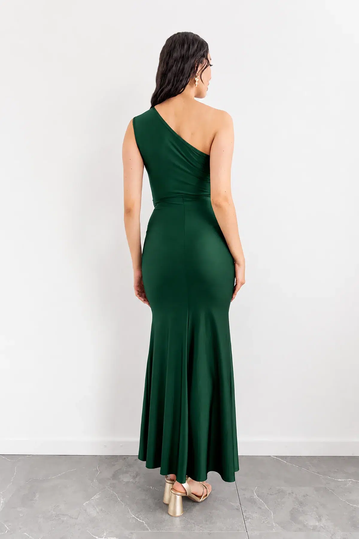 Vestido Top Asimetrico con Abertura Verde imagen 2