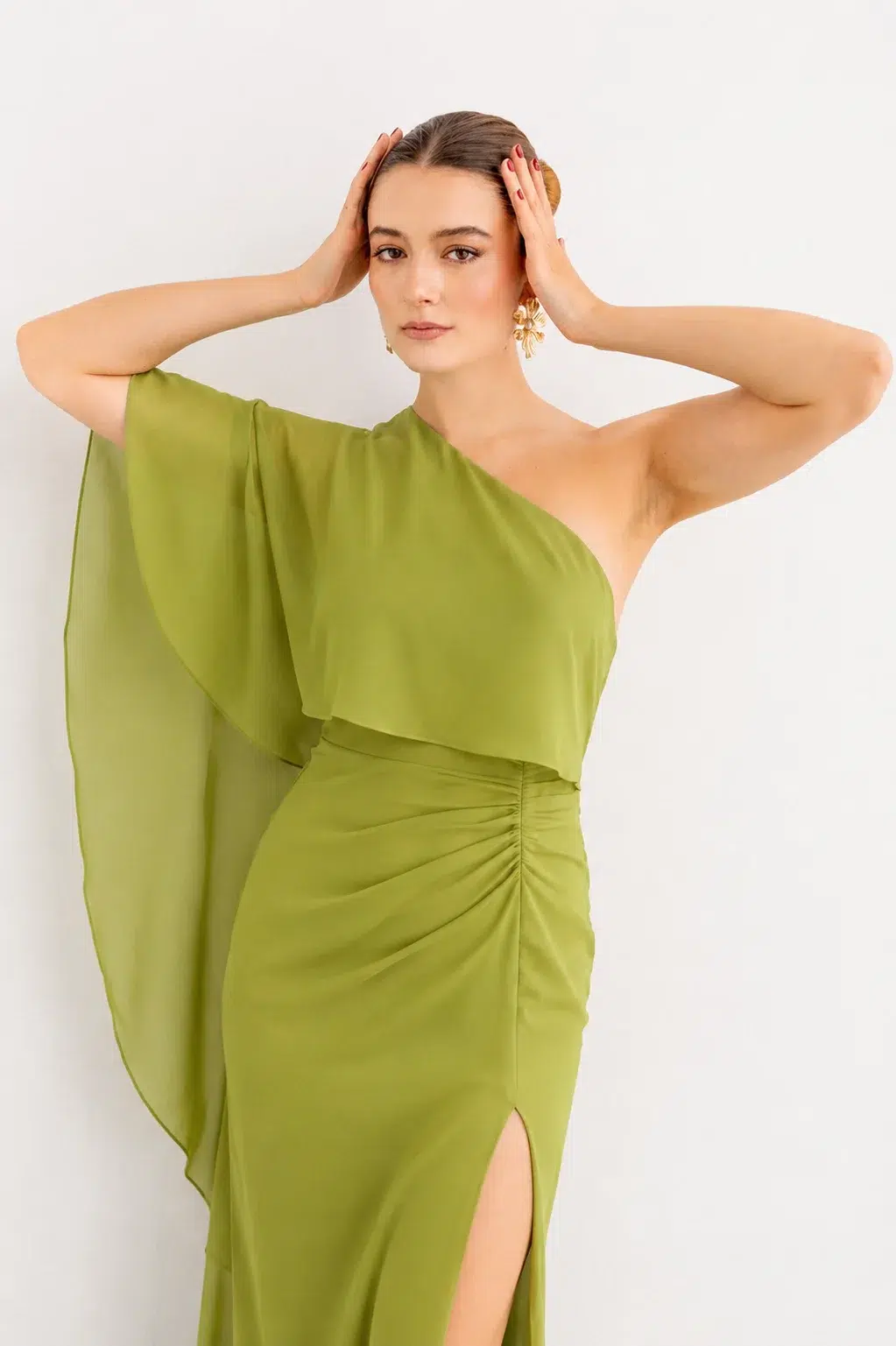 Vestido Asimetrico con Capa Pistacho imagen 3