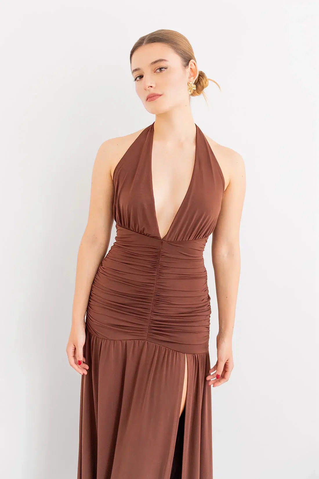 Vestido Escote Profundo Café imagen 3