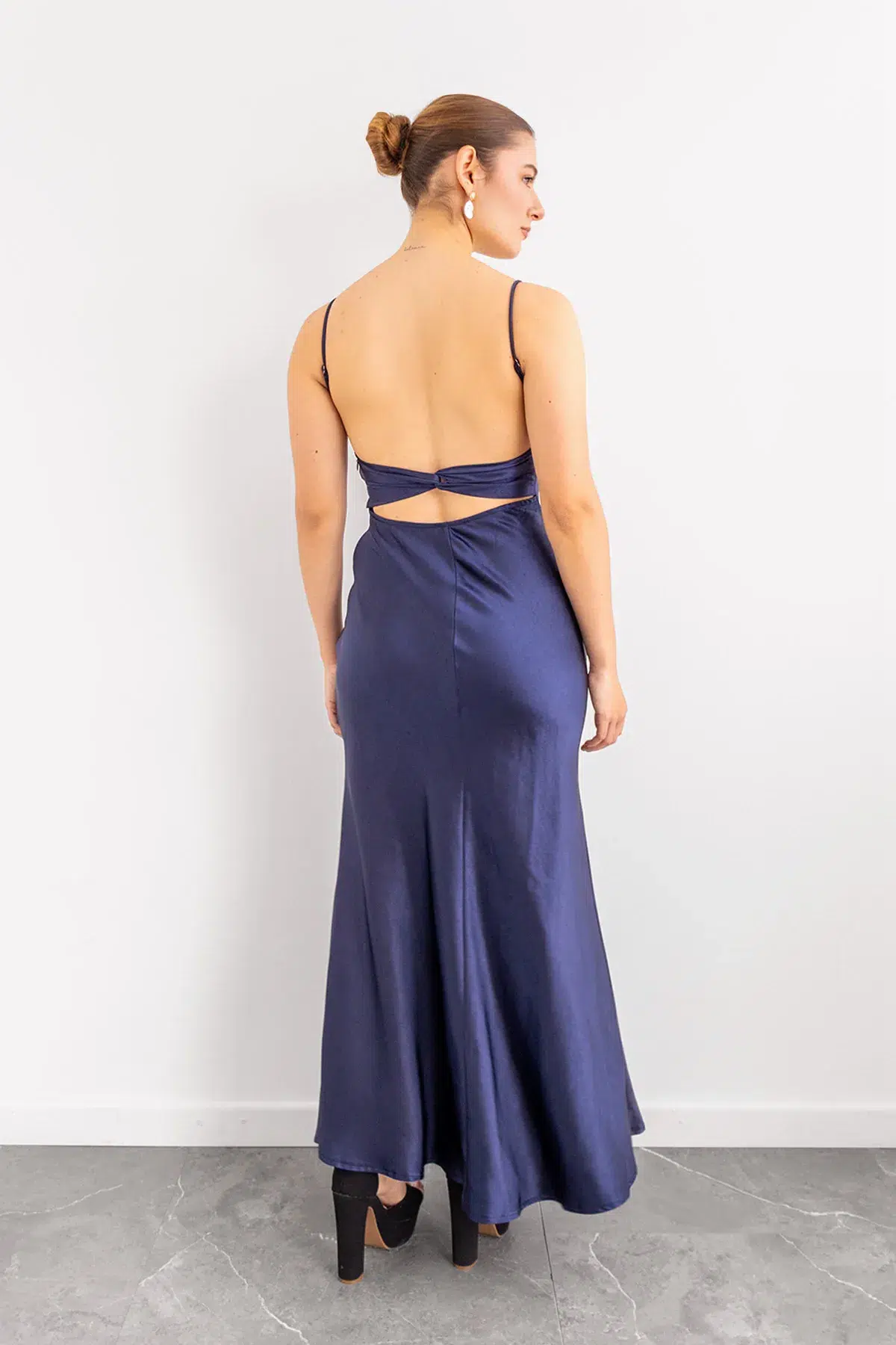 Vestido Espalda Nudo Azul Noche imagen 2