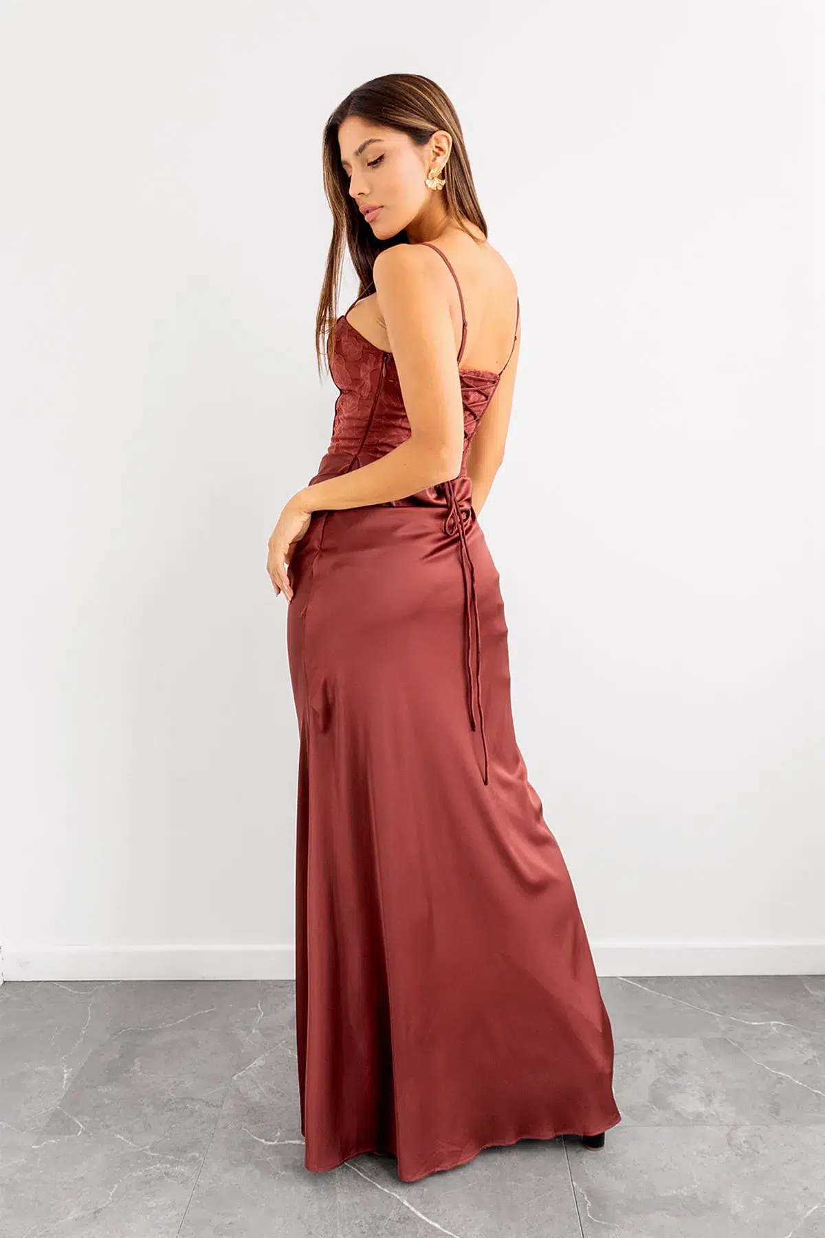 Vestido Falda en Satin Top Textura Cobre imagen 3