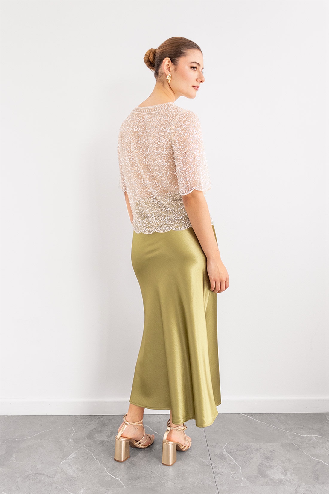 Blusa con Manga Bordada Canutillos imagen 5