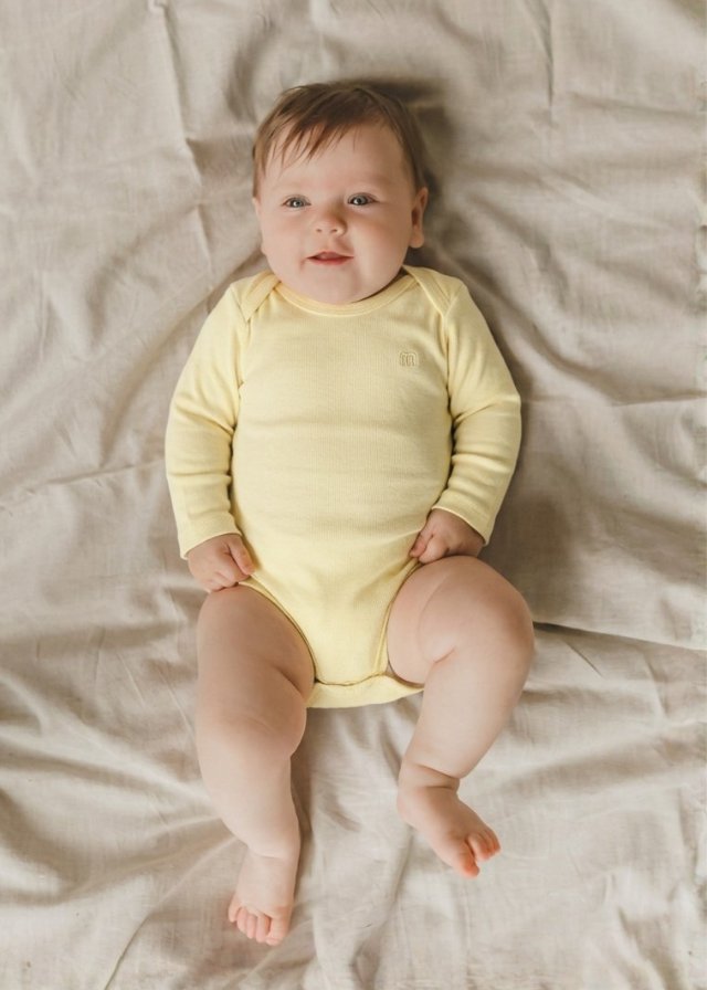 Body Unisex Amarillo imagen 2
